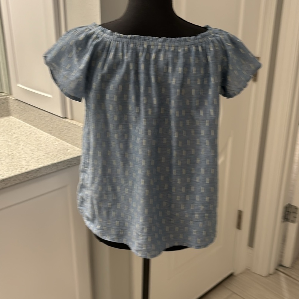 Off the shoulder or on the shoulder blouse. Light blue with cream detail. - Picture 5 of 6